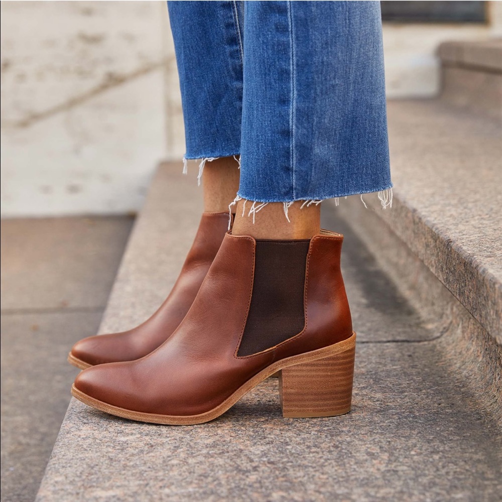 Nisolo Heeled Chelsea Boot